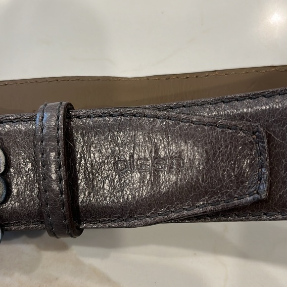 EUC Olsen leather 1.5” wide taupe belt with heavy silver disc square buckle - Picture 3 of 6